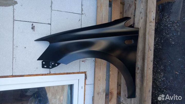 Крыло переднее 6RU821105C Фольксваген Поло