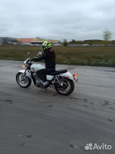 Honda VRX 400