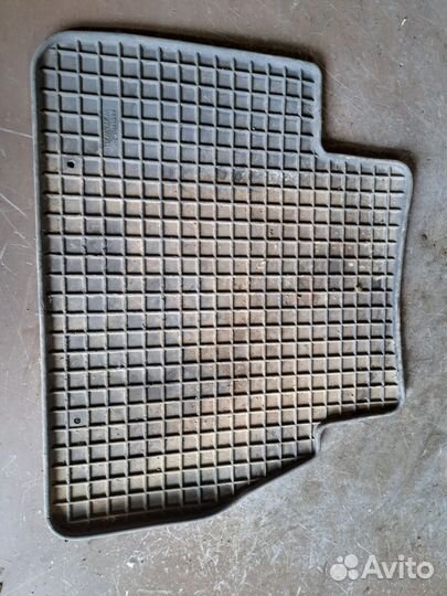 Коврик салона задний Mercedes W211