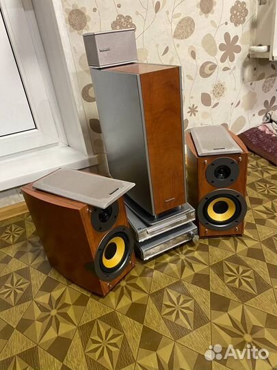 Студийные колонки