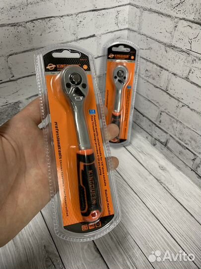 Трещетка маленькая новая (в упоковке )