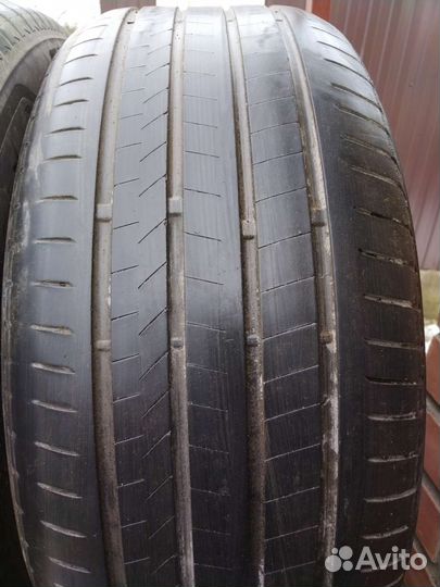 Bridgestone Alenza 001 285/60 R18