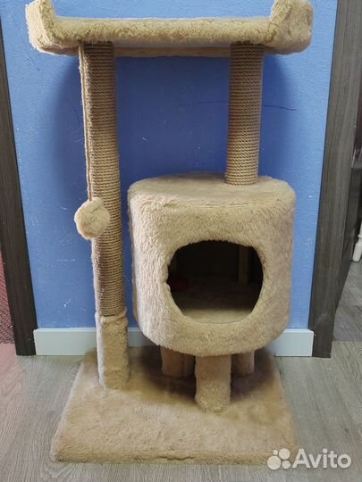 Домик для кошки с когтеточкой