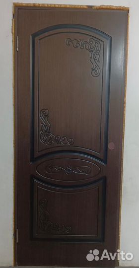 Дверь входная деревянная бу