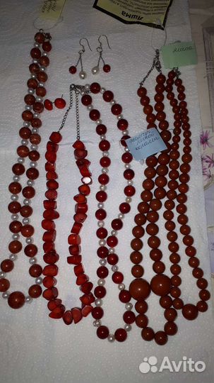 Коллекция бус из натуральных камней