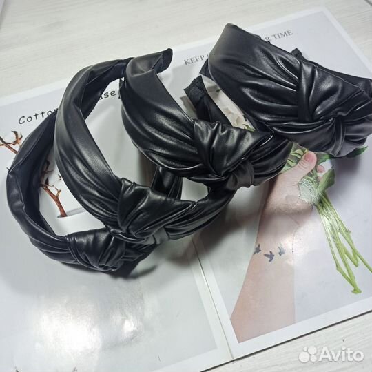 Ободок для волос черный