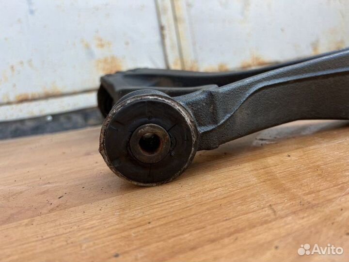 Рычаг подвески Porsche Cayenne 955