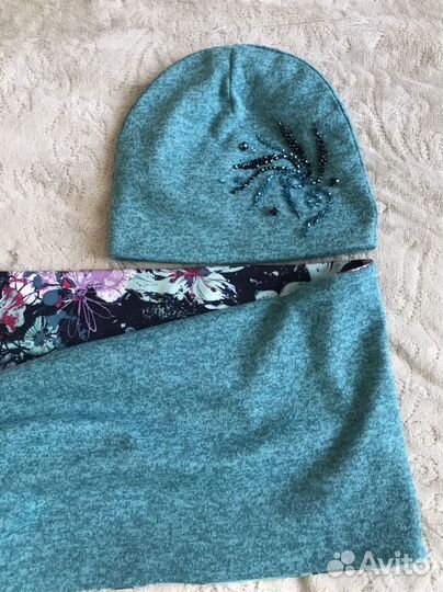 Комплект шапка и шарф на весну