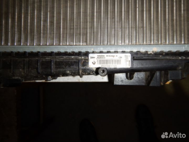 Радиатор охлаждения Renault / LADA