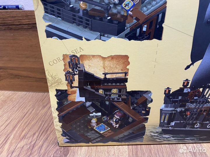 Конструктор Пираты Карибского моря черная жемчужин