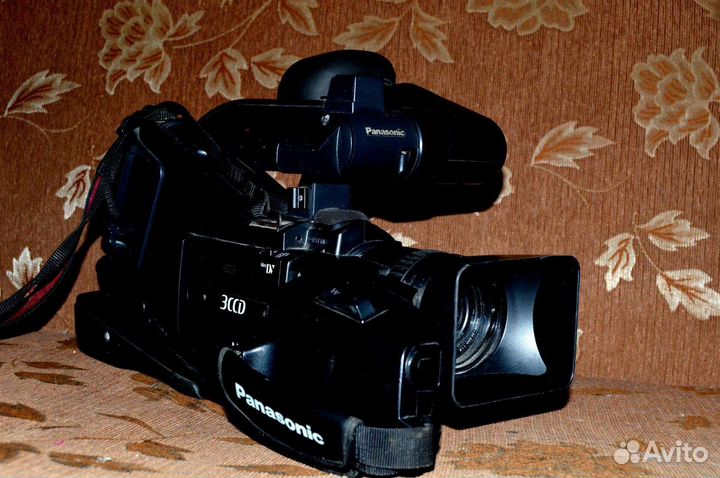 Видеокамеры с годом гарантии и без