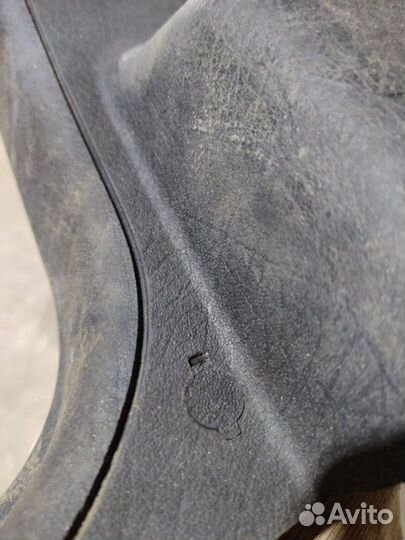 Накладка порога передняя левая Audi 100 седан 2.8