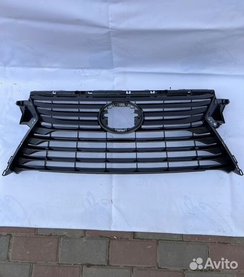 Решетка радиатора Lexus RX IV. 53111-48320