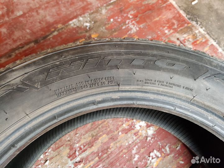 Nitto NT421Q 235/55 R18 104V