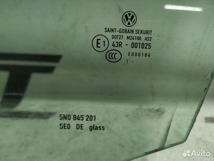 Стекло переднее левое Volkswagen Tiguan 5N 2.0 CCZ