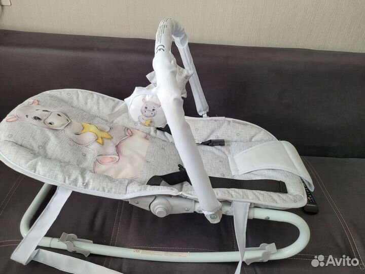 Шезлонг детский