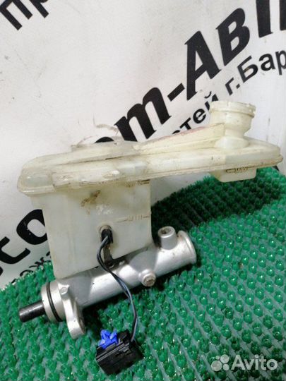 Главный тормозной цилиндр Mazda Mpv LW3W