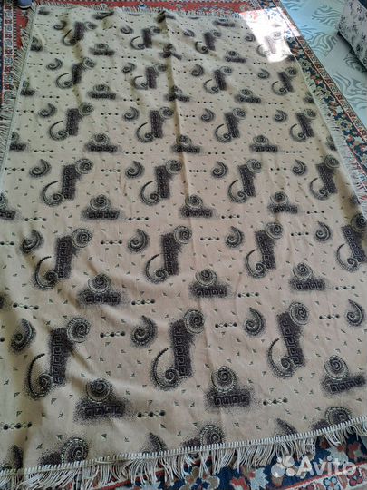 Покрывало на диван