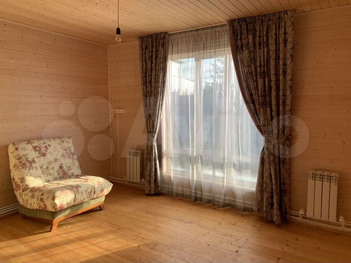 Дом 170 м² на участке 6 сот.