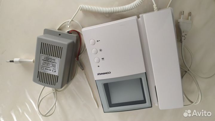 Видеодомофон commax