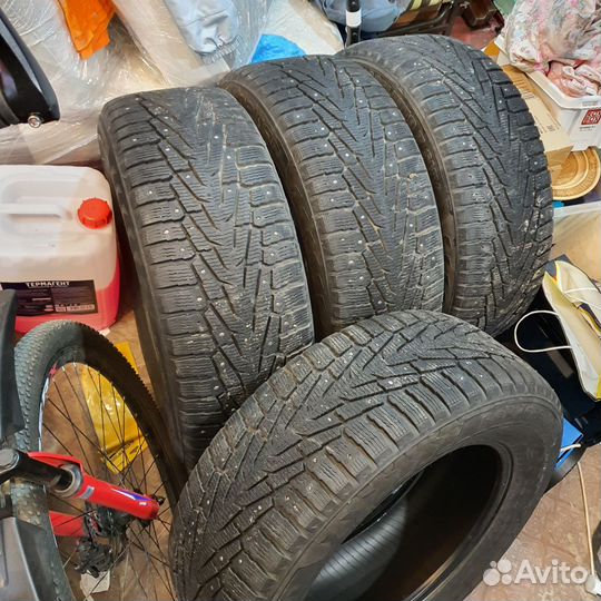 Nokian Tyres Hakkapeliitta 7 SUV 265/60 R18 114T