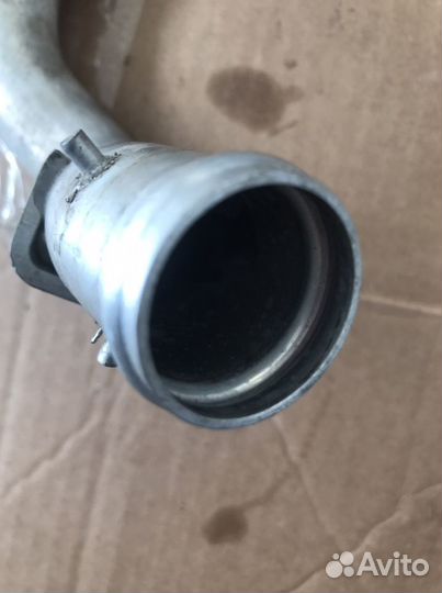 Трубка охлаждающей жидкости Порше Кайен 958(1366)