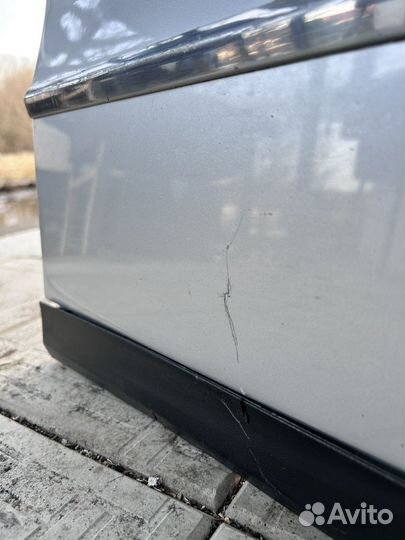 Дверь передняя правай WV passat B6 в сборе