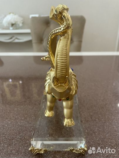 Статуэтка слона