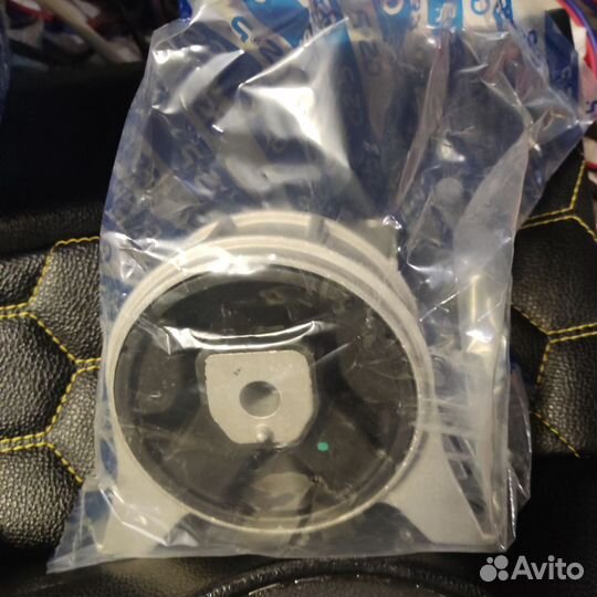 Опора двигателя Opel Astra H/Zafira Z18XER