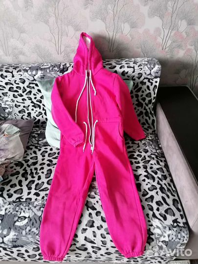 Вещи для девочки 134-140