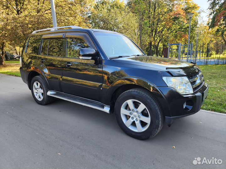 Mitsubishi Pajero 3.2 AT, 2007, 246 000 км