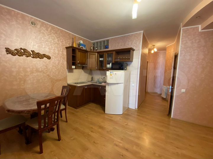 2-к. квартира, 60 м², 4/6 эт.