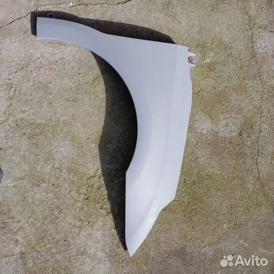 Крыло переднее правое citroen c4