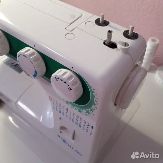 Швейная машина Janome 290 s