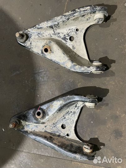 Продам рычаги logan largus sandero