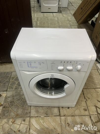 Стиральная машина indesit 5кг