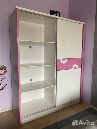 Мебель в детскую комнату для девочки