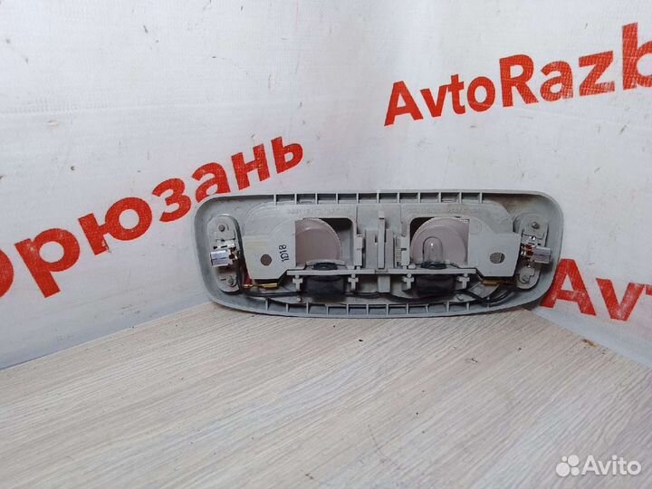 Плафон освищения салона Suzuki grand Vitara 98-05