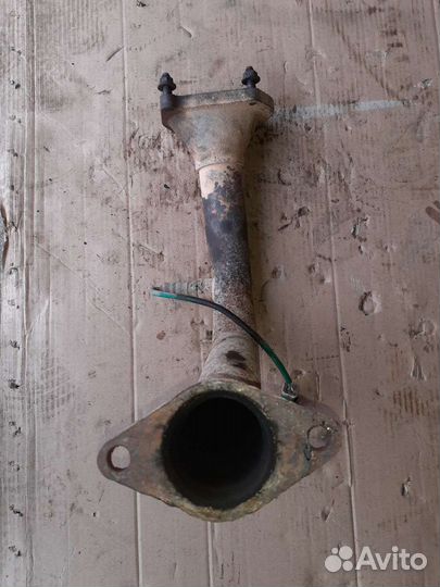 Приёмная труба передняя часть глушителя Форд Фокус