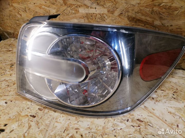 Фонарь правый Mazda CX-7