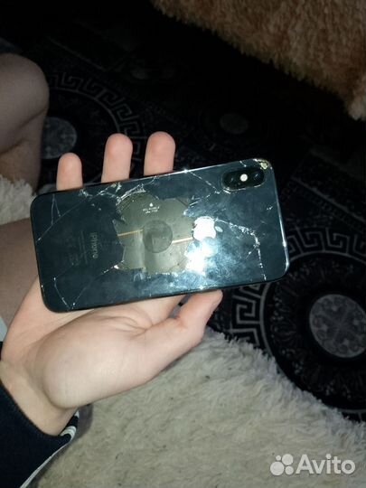 iPhone X, 64 ГБ