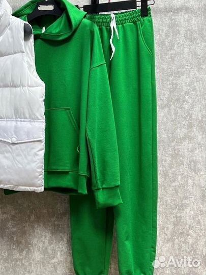 Костюм женский спортивный двойка