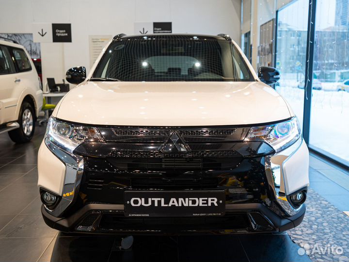 Mitsubishi Outlander 2.4 CVT, 2022