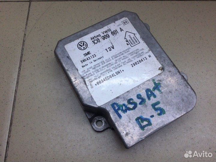 Блок управления AIR BAG Volkswagen Passat B5