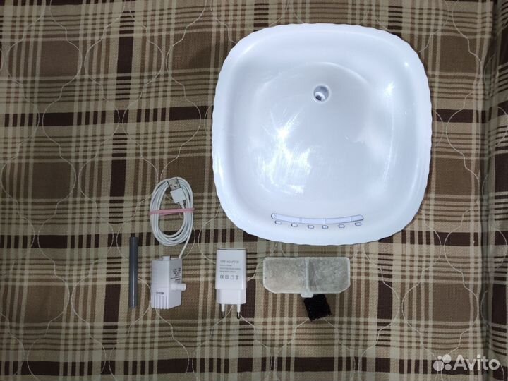 Поилка-фонтанчик для животных