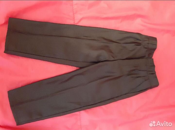 Костюм (Четвёрка) для мальчика новый