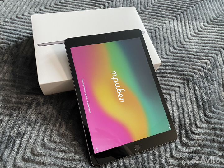 iPad 10.2 space gray