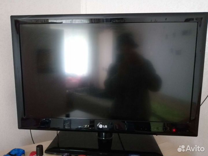 LG диагональ 32дюйма 81см