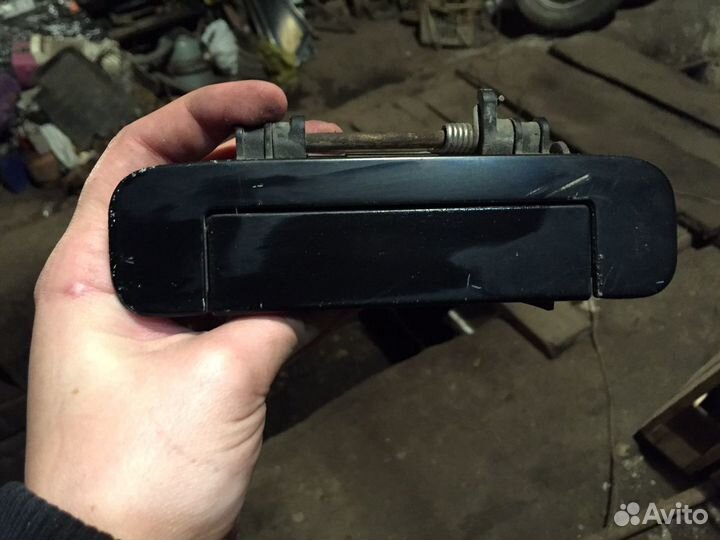 Ручка задней левой двери Audi 100