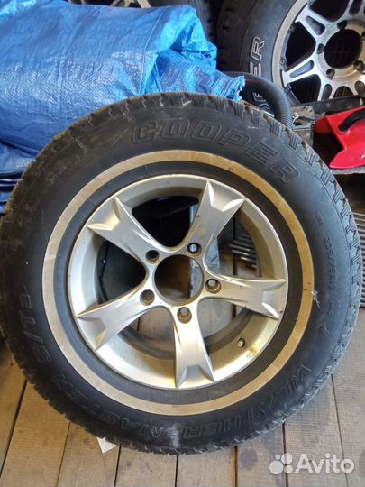 Cooper Weather-Master S/T 2 235/75 R15